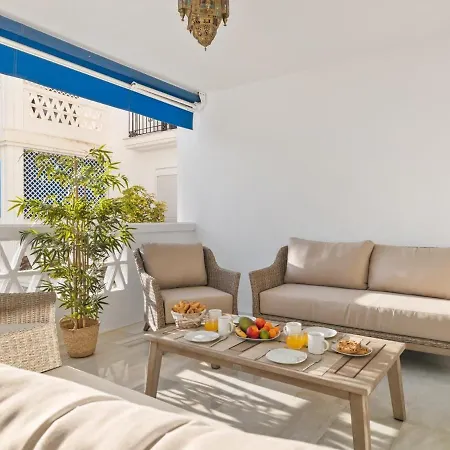 Apartamento 3 En Playas Del Duque Ref C 111 Marbella