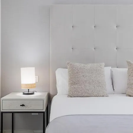 3 En Playas Del Duque Ref C 111 דירה