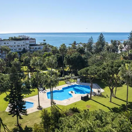 3 En Playas Del Duque Ref C 111 Apartment *