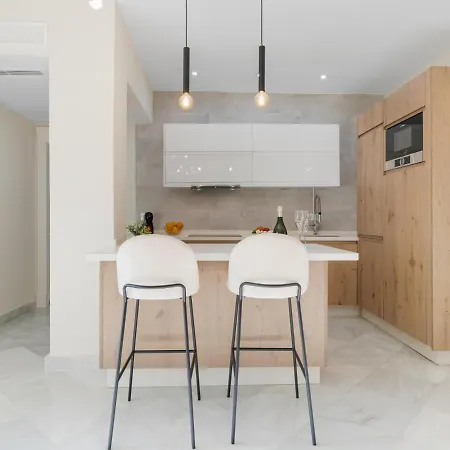 Apartment 3 En Playas Del Duque Ref C 111