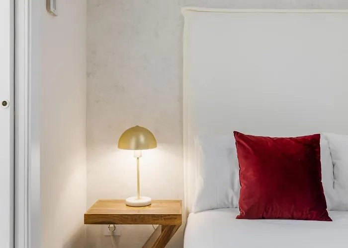 Apartament 3 En Playas Del Duque Ref C 111 *