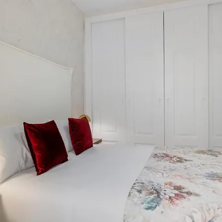 3 En Playas Del Duque Ref C 111 Marbella